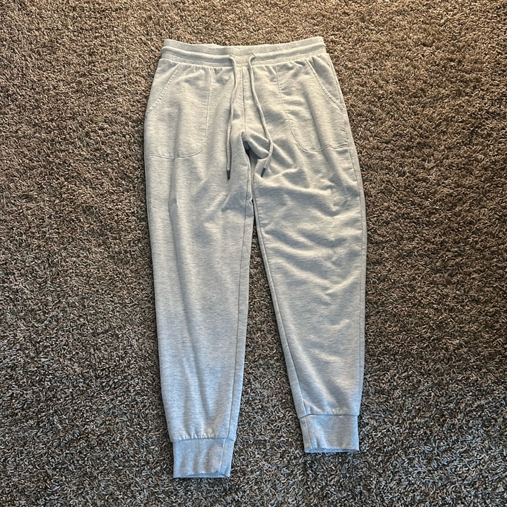 stars above loungewear/sleepwear